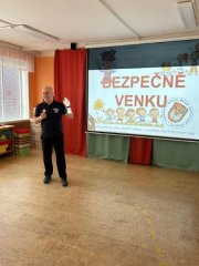 Policajt ve školce